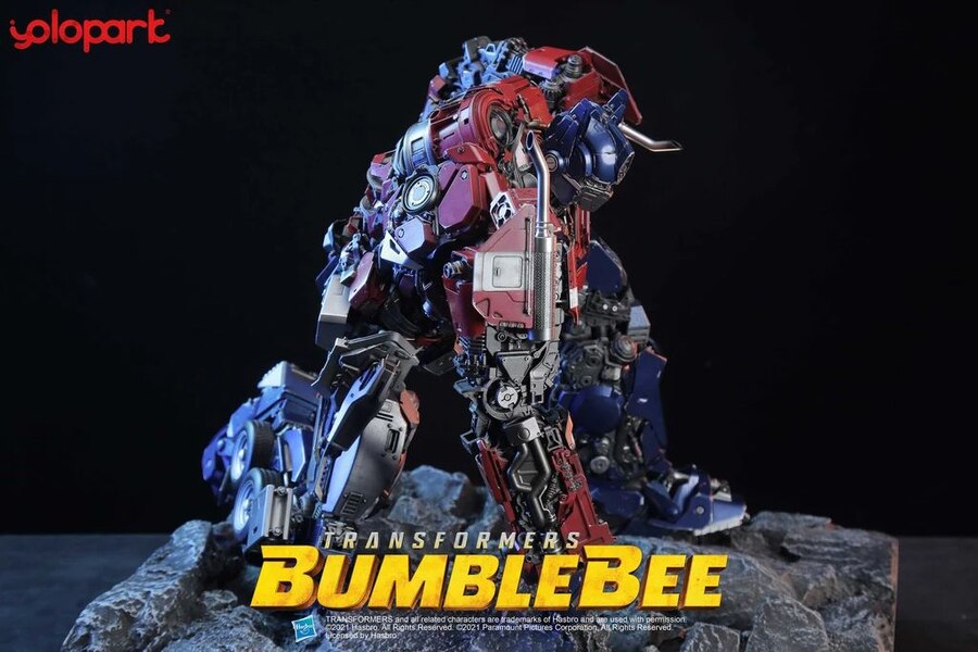 Yolopark Bumblebee Movie IIES Earth Mode Optimus Prime Official Image  (22 of 27)